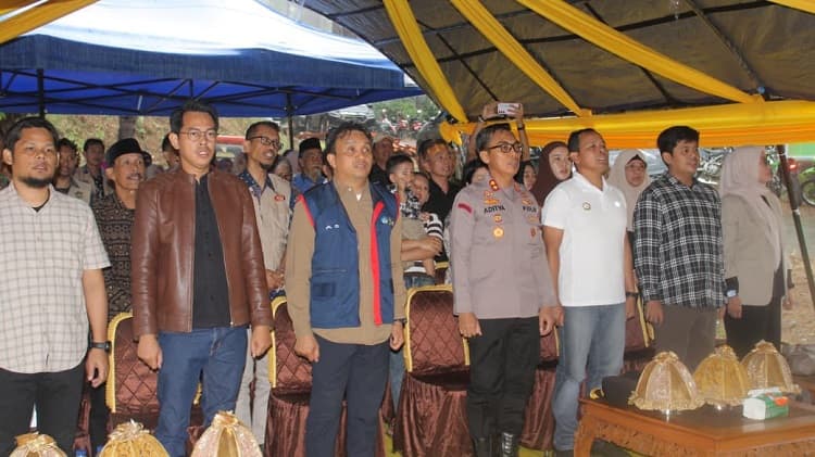 Relaunching Desa Wisata Mattabulu, Tim Sipatokkong Unhas Tunjukkan Dampak Nyata Tri Dharma Perguruan Tinggi